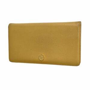 CHANEL Cream Leather Wallet